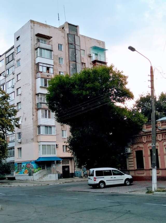 Апартаменты Apartment on Staroobriadnytska 3 Херсон-21